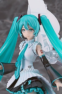 MAX FACTORY Character Vocal Series 01 Hatsune Miku PLAMATEA Hatsune Miku Happy 16th Birthday Ver. Plastic Kit