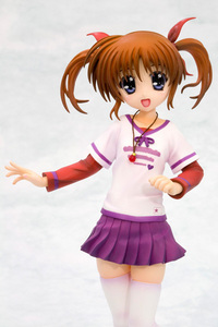 KOTOBUKIYA Magical Girl Lyrical Nanoha The MOVIE 1st Takamachi Nanoha -Casual- 1/8 PVC Figure (2nd Production Run)