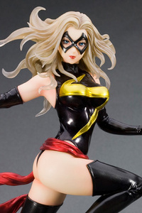 KOTOBUKIYA MARVEL BISHOUJO Ms. MARVEL 1/7 PVC Figure