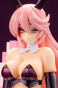 KOTOBUKIYA Kafun Shoukougun Azamuki Usagi Sitting Bunny by Kafun 1/7 Plastic Figure