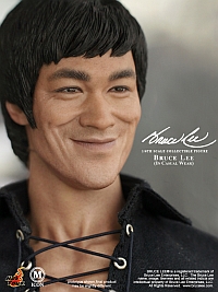 Hot Toys M ICON Bruce Lee Casual Wear Edition 1/6 Action Figure