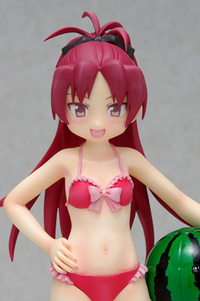 WAVE BEACH QUEENS Puella Magi Madoka Magica Sakura Kyoko 1/10 PVC Figure