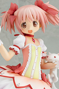 GOOD SMILE COMPANY (GSC) Puella Magi Madoka Magica Kaname Madoka 1/8 PVC Figure (2nd Production Run)