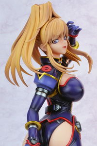 Yamato Toys Venus Chojushin Gravion Zwei Mizuki Tachibana V Suit 1/4.5 PVC Figure