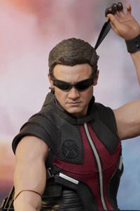 Hot Toys Movie Masterpiece Avengers Hawkeye 1/6 Action Figure