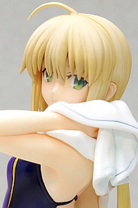 WAVE BEACH QUEENS Fate/Zero Saber Fate/Zero Ver. 1/10 PVC Figure (2nd Production Run)