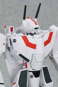 Yamato Toys Macross Series Full Transform VF-1J Ichijou Hikari Use with Optional Parts 1/60 Figure