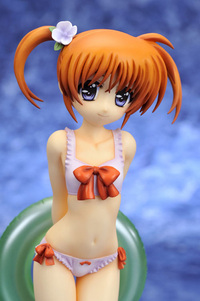 ques Q Magical Girl Lyrical Nanoha The MOVIE 1st Takamachi Nanoha Swimsuit Ver. 1/7 PVC Figure