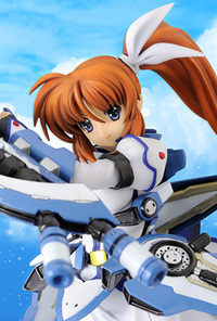 FREEing Magical Record Lyrical Nanoha Force Takamachi Nanoha CW-AEC00X Fortress & CW-AEC02X Strike Cannon 1/8 PVC Figure