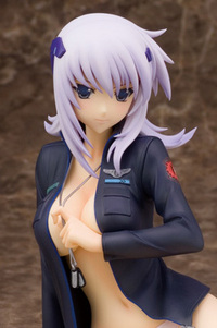 SkyTube Muv-Luv Alternative Total Eclipse Kriska Barchenowa United Nations Force Easy Jacket Ver. 1/6 PVC Figure