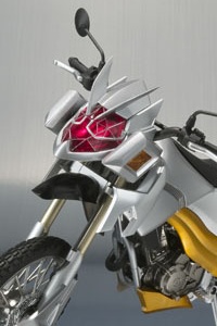 BANDAI SPIRITS S.H.Figuarts Machine Winger 