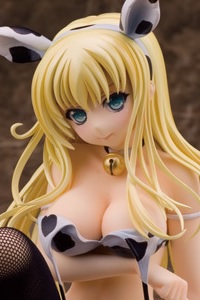 Alphamax Boku wa Tomodachi ga Sukunai NEXT Kashiwazaki Sena Cow-pattern Swimsuit Ver. 1/6 PVC Figure