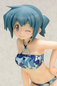 WAVE BEACH QUEENS Hidamari Sketch x Honeycomb Nori 1/10 PVC Figure