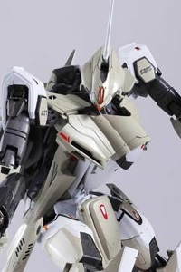 BANDAI SPIRITS DX Chogokin VF-25A Messiah Valkyrie Production Unit