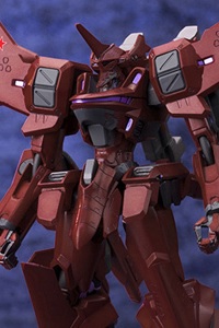 KOTOBUKIYA Muv-Luv Alternative Total Eclipse Su-47pzX1 Berkut 1/144 Plastic Kit