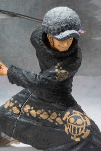 BANDAI SPIRITS Figuarts ZERO Trafalgar Law -Battle Ver.-