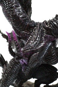 Capcom Figure Builder Creators Model Monster Hunter 4 Black Eclipse Dragon Goa Magala PVC Figure