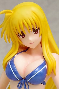 WAVE BEACH QUEENS Magical Girl Lyrical Nanoha StrikerS Fate T. Harlaown Ver.2 1/10 PVC Figure