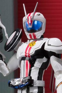 BANDAI SPIRITS S.H.Figuarts Kamen Rider Mach