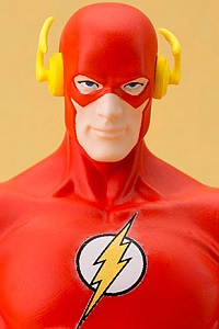 KOTOBUKIYA ARTFX+ DC UNIVERSE Flash Super Powers Classics 1/10 PVC Figure