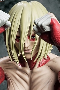 A-TOYS Attack on Titan Female Titan Polyresin Figure