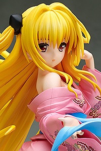 FREEing To LOVE-ru Darkness Golden Darkness Yukata Ver. 1/8 PVC Figure