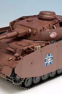 PLATZ Girls und Panzer the Movie Panzer IV D Type Kai (H Type) Anko Team Movie Edition! 1/35 Plastic Kit