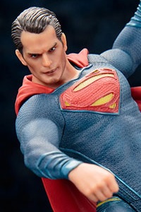 KOTOBUKIYA ARTFX+ Batman VS Superman Dawn of Justice Superman DAWN OF JUSTICE 1/10 PVC Figure