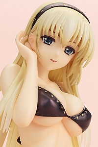 KOTOBUKIYA 4-Leaves Schwarzesmarken Irisdina "Kuro no Senkoku" Ver. 1/7 PVC Figure