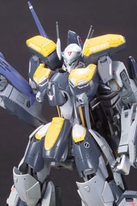 BANDAI SPIRITS Macross F VF-25S Armored Messiah Valkyrie Ozma Unit 1/72 Plastic Kit (2nd Production Run)