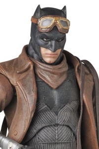 MedicomToy MAFEX No.031 Batman VS Superman: Dawn of Justice Nightmare Batman Action Figure