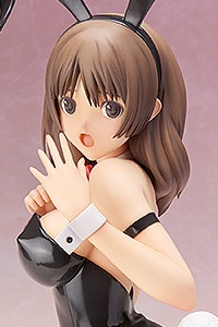 FREEing Tony’s Bunny Sisters Usami Miya 1/4 PVC Figure