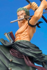 BANDAI SPIRITS Figuarts ZERO Roronoa Zoro -Ultra Gari-