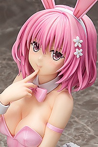 FREEing To LOVE-ru Darkness Momo Belia Deviluke Bunny Ver. 1/4 PVC Figure