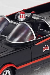 KAIYODO FIGURE COMPLEX MOVIE REVO Series No.005 Batman Car (Batmobile 1966)