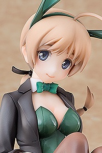 AQUAMARINE Strike Witches Operation Victory Arrow Lynette Bishop Bunny style 1/8 PVC Figure