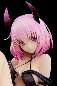 Union Creative To LOVE-ru Darkness Momo Belia Deviluke Darkness Ver. Renewal Package Edition 1/6 Plastic Figure (Re-release)