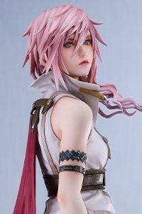 SQUARE ENIX Final Fantasy VIII Lightning 1/6.5 Plastic Figure