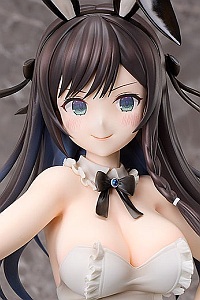 FREEing Guild no Uketsukejou desu ga, Zangyou wa Iya na Node Boss wa Solo Toubatsu Shiyo u to Omoi masu Alina Clover Bunny Ver. 1/4 Plastic Figure