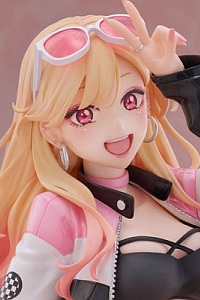 ANIPLEX TV Anime Sono Bisuku Doll wa Koi o Suru Kitagawa Marin Race Queen Ver. 1/7 Plastic Figure