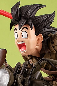 MegaHouse Desktop Real McCoy EX Dragon Ball Z Son Goku & Bike Plastic Figure MegaHouse Desktop Real McCoy EX Dragon Ball Z Son Goku & Bike Plastic Figure