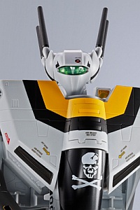 BANDAI SPIRITS DX Chogokin First Production Limited Edition VF-1S Valkyrie Roy Fokker Special
