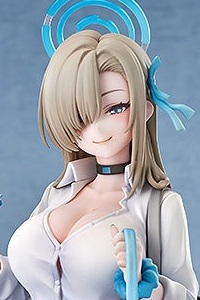 GOOD SMILE ARTS Shanghai Blue Archive Asuna (Seifuku) Memorial Lobby Ver. 1/7 Plastic Figure