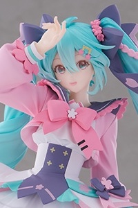 Sega S-FIRE Hatsune Miku Shingakki Plastic Figure Sega S-FIRE Hatsune Miku Shingakki Plastic Figure
