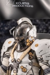KOTOBUKIYA KOJIMA PRODUCTIONS Ludens Plastic Kit